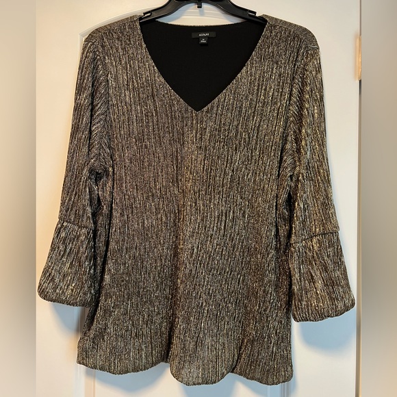 Alfani Tops - Alfani Gold Crushed Fully Lined Top